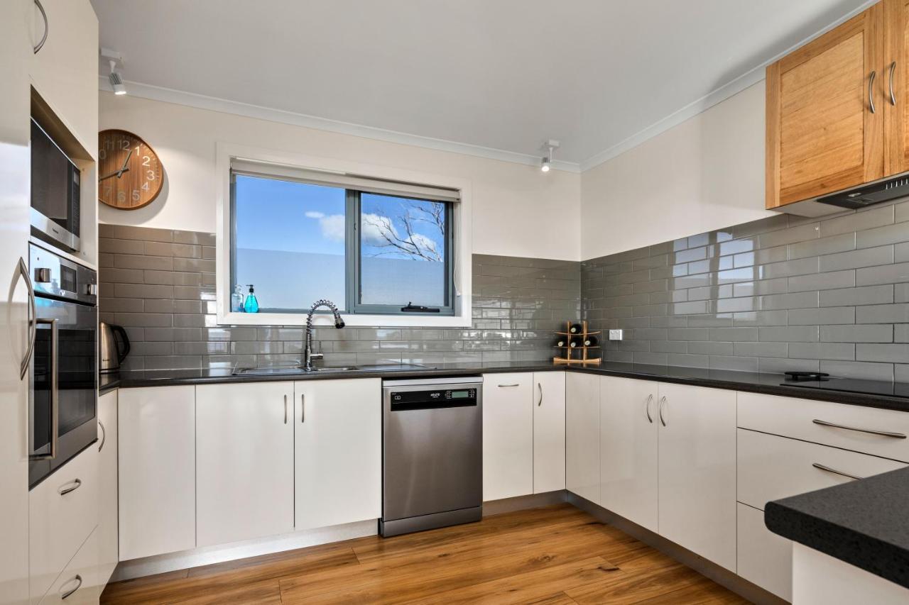 Granite Beach House @ Bay Of Fires Binalong Bay Exteriör bild